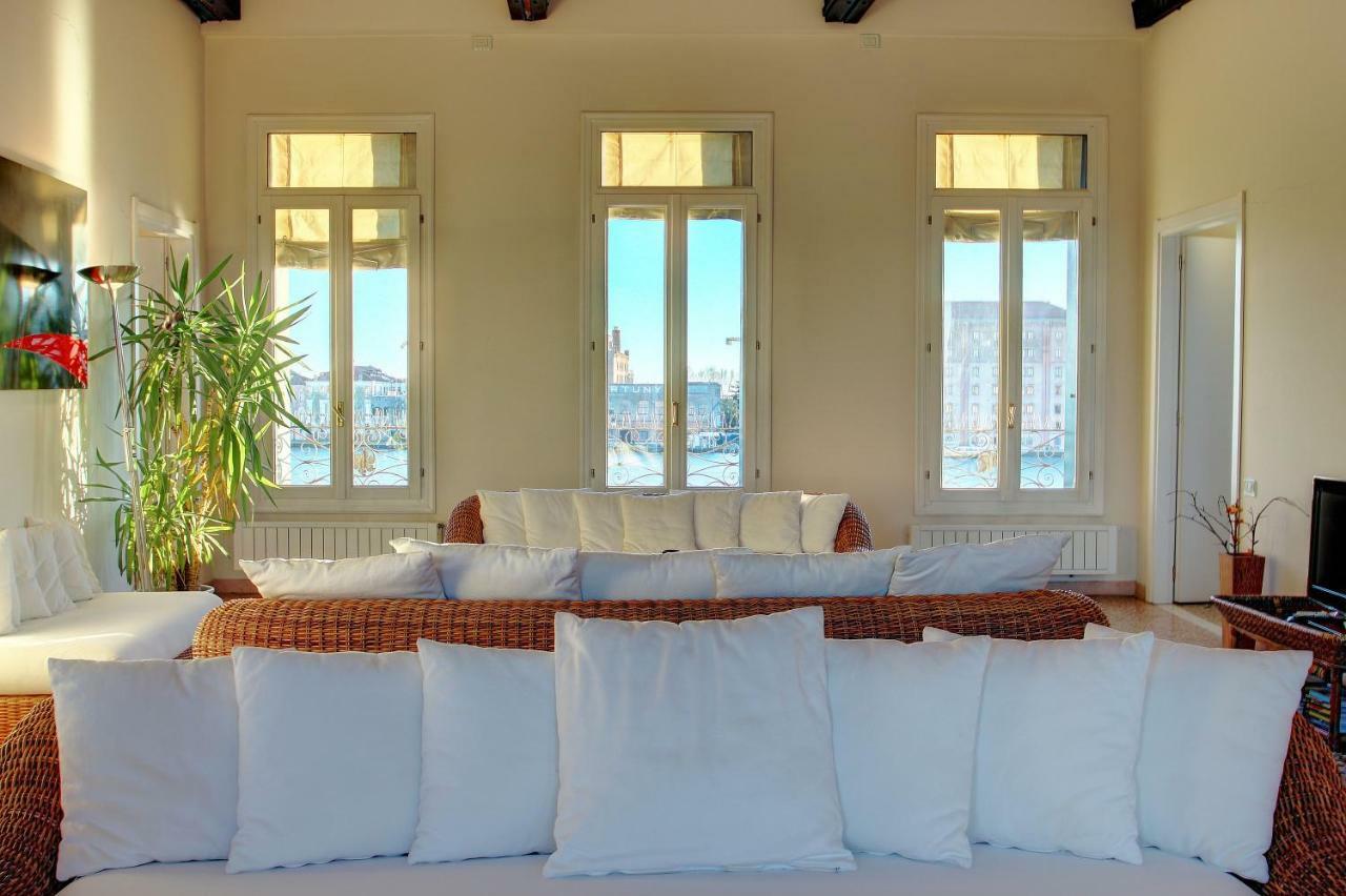 WONDERFUL-CANAL-VIEW 4pax Wi-Fi aircond Venezia Esterno foto